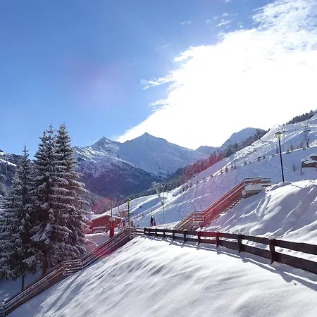 Sud 3/4 Pers, Skis Aux Pieds, Balcon - Fr-1-182-6 *